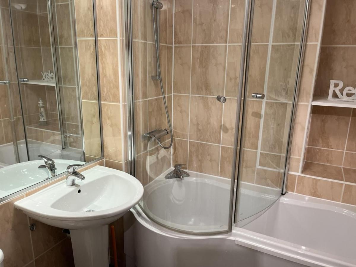 Royal Mile Mansions 2 Bedroom - Edinburgh City Centre Екстериор снимка