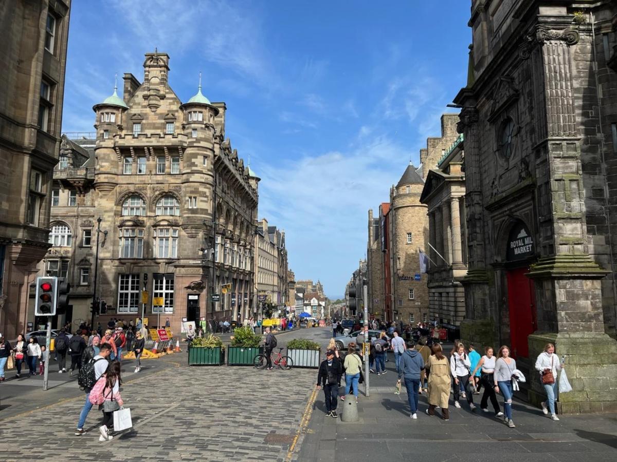 Royal Mile Mansions 2 Bedroom - Edinburgh City Centre Екстериор снимка